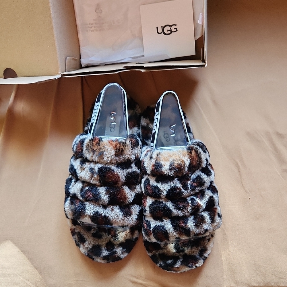 UGG Women's Leopard Print Fuzzy Slippers